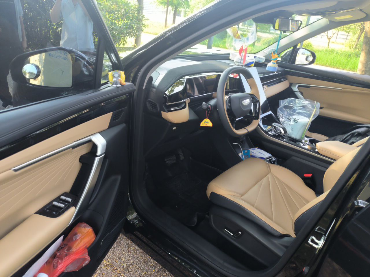 Geely Auto FX11 2023 1.5TD DCT Prestige Edition — снимка 16