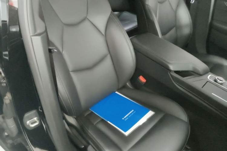 Used Cadillac CT5 2020 28T Fashion Edition Right Front Seat