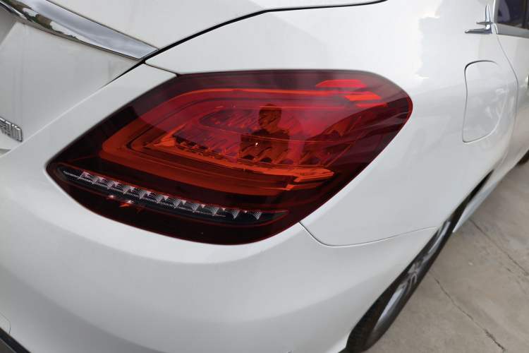 Used Mercedes-Benz C-Class 2021 C 200 L Fashion Edition Sport Version Right Rear Taillight