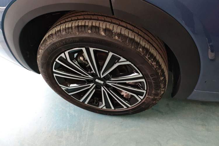 Used Geely Galaxy Galaxy Xingjian 7 EM-i 2025 120km Flagship Edition