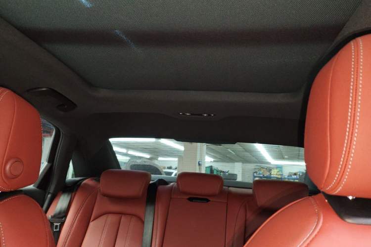 Used Audi A4L 2024 40 TFSI Luxury Dynamic Edition Headliner