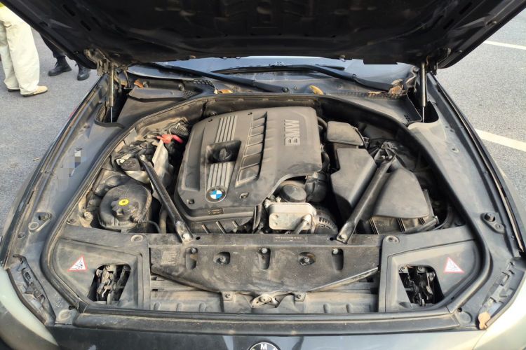Used BMW 5 Series 2011 520Li Elegant Model
