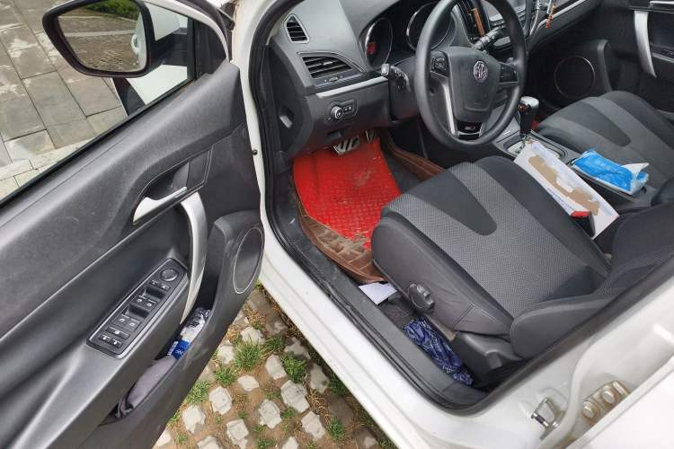 Used MG 5 2012 1.5L Automatic Luxury Edition Driver Seat