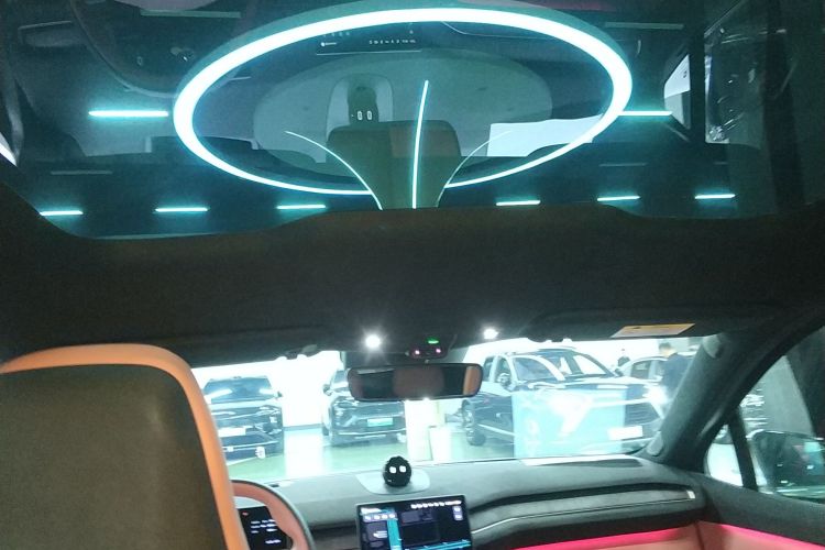 Used Nio EC7 2023 100kWh First Edition Headliner