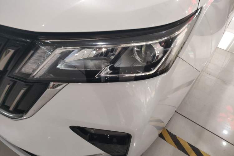 Used Wuling Jiachen 2022 1.5T CVT Smart Luxury Version
