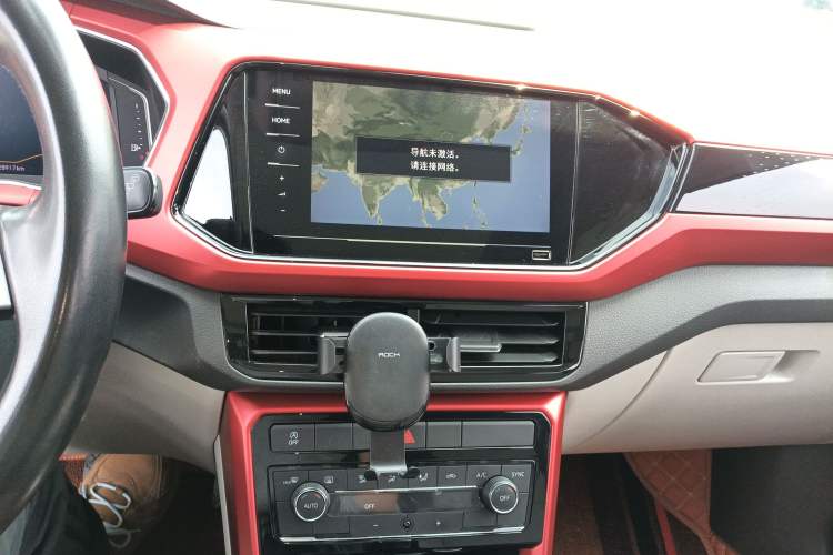 Used Volkswagen T-Cross 2019 280TSI DSG Luxury Edition Audio And AC Panel