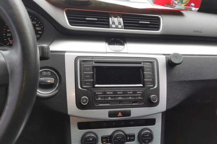 Used Volkswagen Magotan 2016 1.8TSI Smart Enjoyment Leading Model
