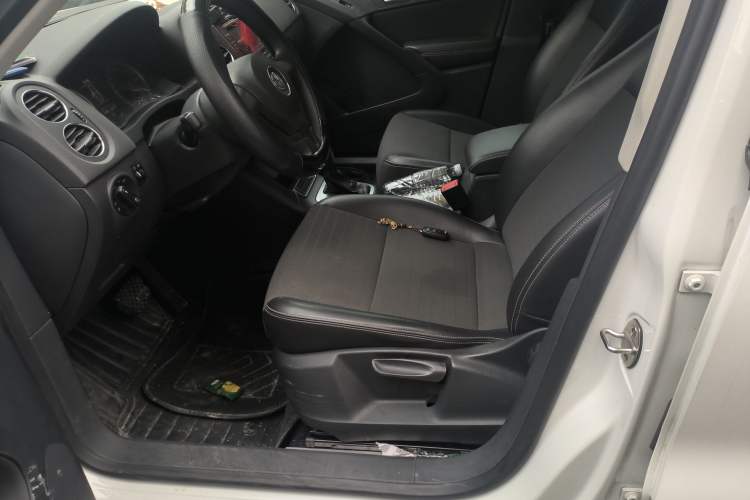 Used Volkswagen Tiguan L 2017 300TSI Automatic Two-Wheel Drive Silk Road Luxury Edition