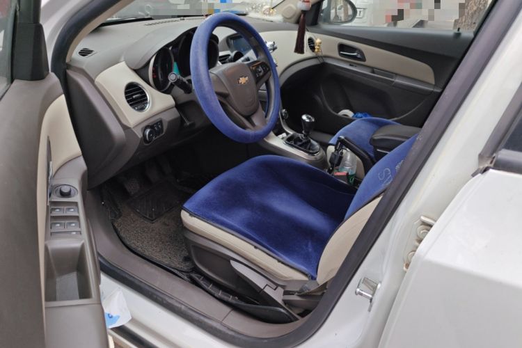 Used Chevrolet Cruze 2015 1.5L Classic SL MT