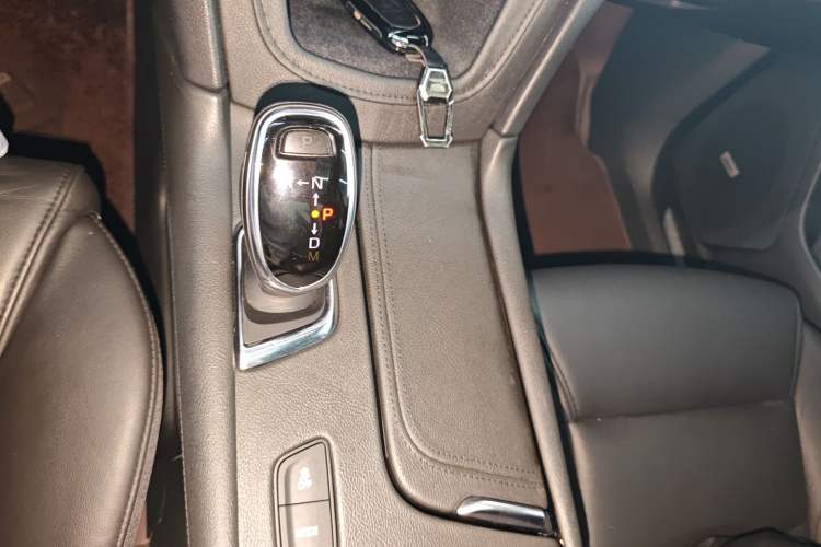 Used Cadillac XT5 2018 25T Luxury Model
