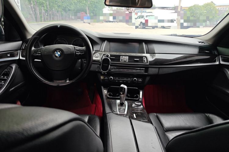 Used BMW 5 Series 2012 523Li Leading Model Center Console