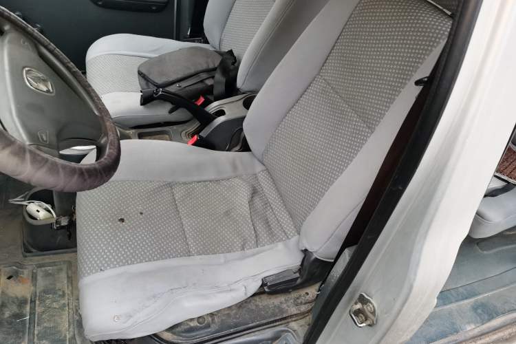 Used BAIC Weiwang 307 2014 1.2L Standard A12 Left Front Seat