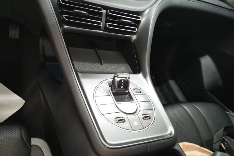 Used BYD Sealion 05 DM-i 2025 DM-i 75KM Luxury Model Gear Lever