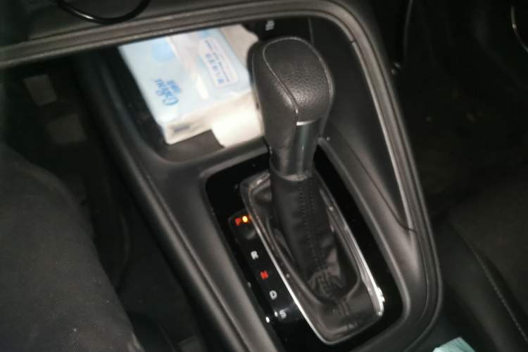 Used Honda Vezel 2023 1.5L CVT Tech Edition