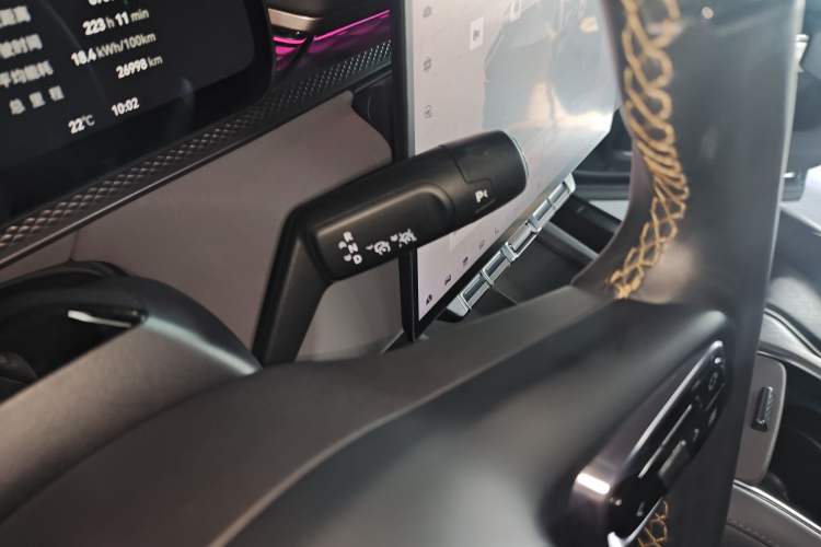 Used Zeekr 7X 2025 75 kWh Rear-Wheel Drive Intelligent Driving Version Gear Lever