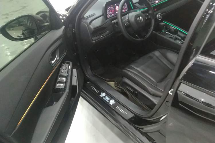 Used Honda Accord 2025 260TURBO Luxury Edition Driver Seat