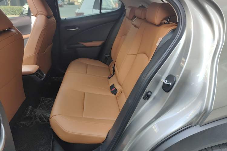 Used Lexus UX 2020 260h Explore & Adventure Edition