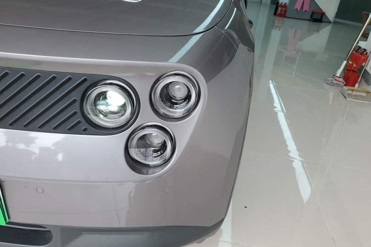 Used firefly 2025 Free Edition