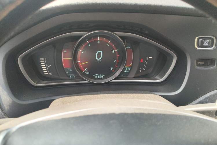 Used Volvo V40 2013 2.0T Zhiya Edition