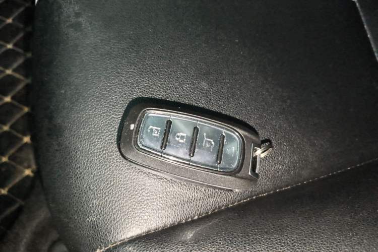 Used Everus VE-1 2020 Travel Edition