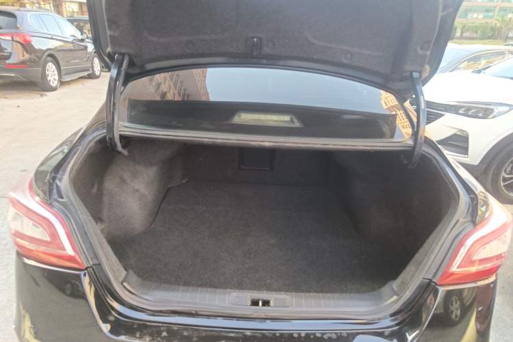 Used Nissan Teana 2013 2.5L XL Leading Edition