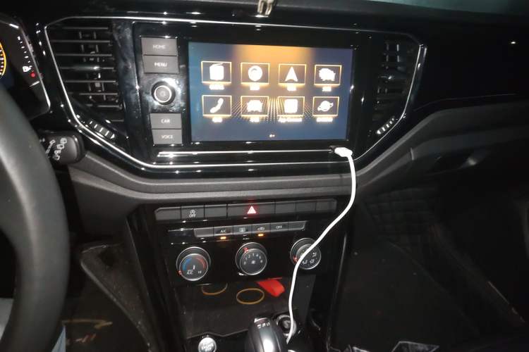 Used Volkswagen T-ROC 2020 280TSI DSG Two-Wheel Drive Comfort Version