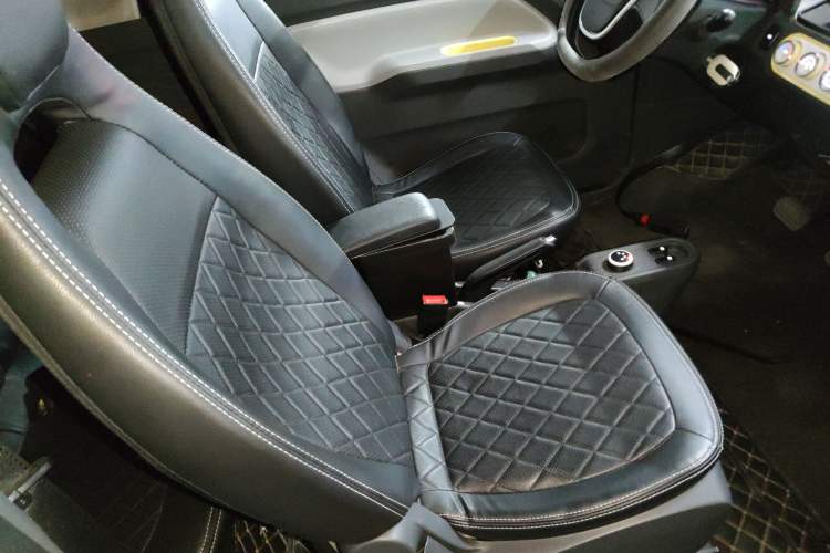 Used Wuling Hongguang MINIEV 2022 Macaron Premium Model – Lithium Iron Phosphate