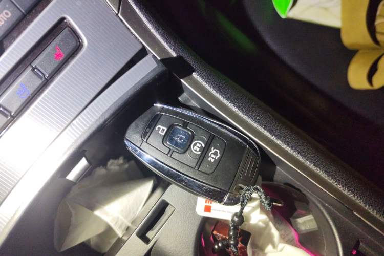 Used Lincoln MKZ 2017 2.0T Luxury Edition
