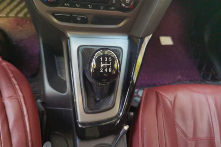 Used Ford Focus 2012 Sedan 1.6L Manual Fashion Edition