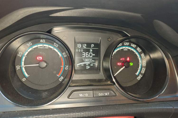 Used Skoda Kamiq 2020 1.5L Automatic Comfort Edition Odometer Close Up