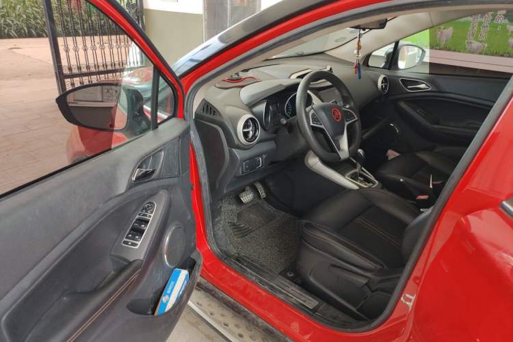 Used BYD Yuan 2017 1.5L Automatic Cool & Connected Model