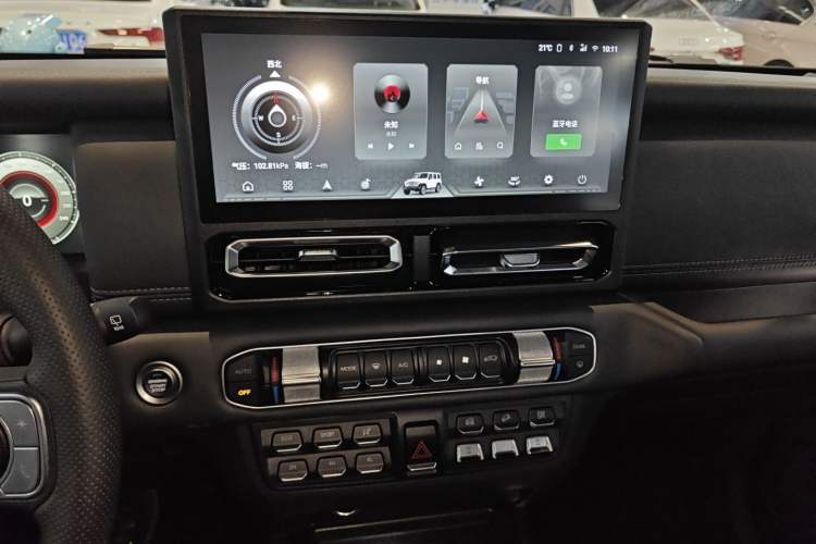 Used 212 T01 2025 2.0T Changfeng
