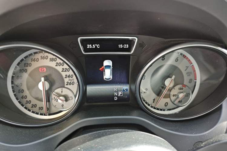 Used Mercedes-Benz GLA 2016 GLA 200 Sport Edition Instrument Cluster