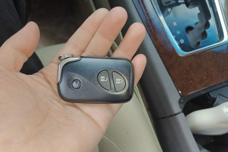 Used Lexus ES 2010 240 Elegant Edition
