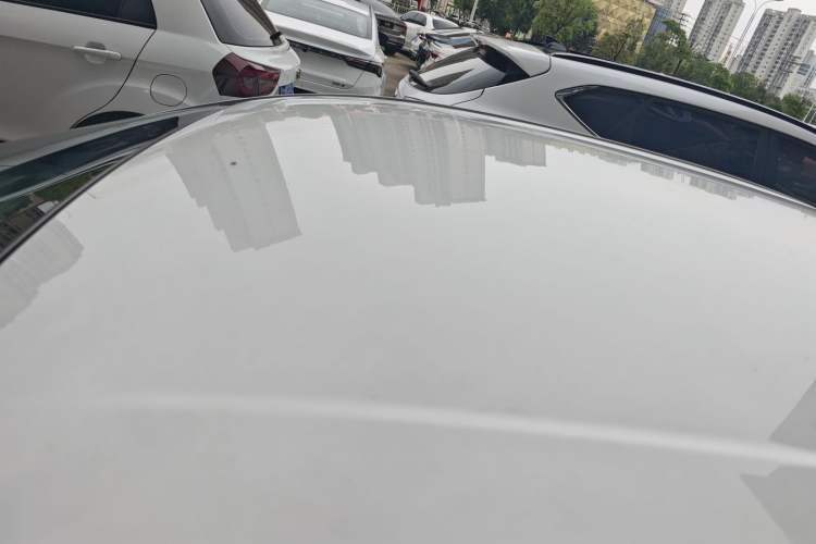 Used Chevrolet Aveo Sonic 2014 Sedan 1.4SL AT Fashion Edition Roof