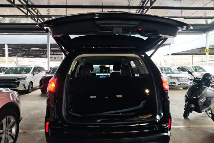 Used Ford Edge 2021 PLUS EcoBoost 245 Two-Wheel-Drive Elite 5-Seater