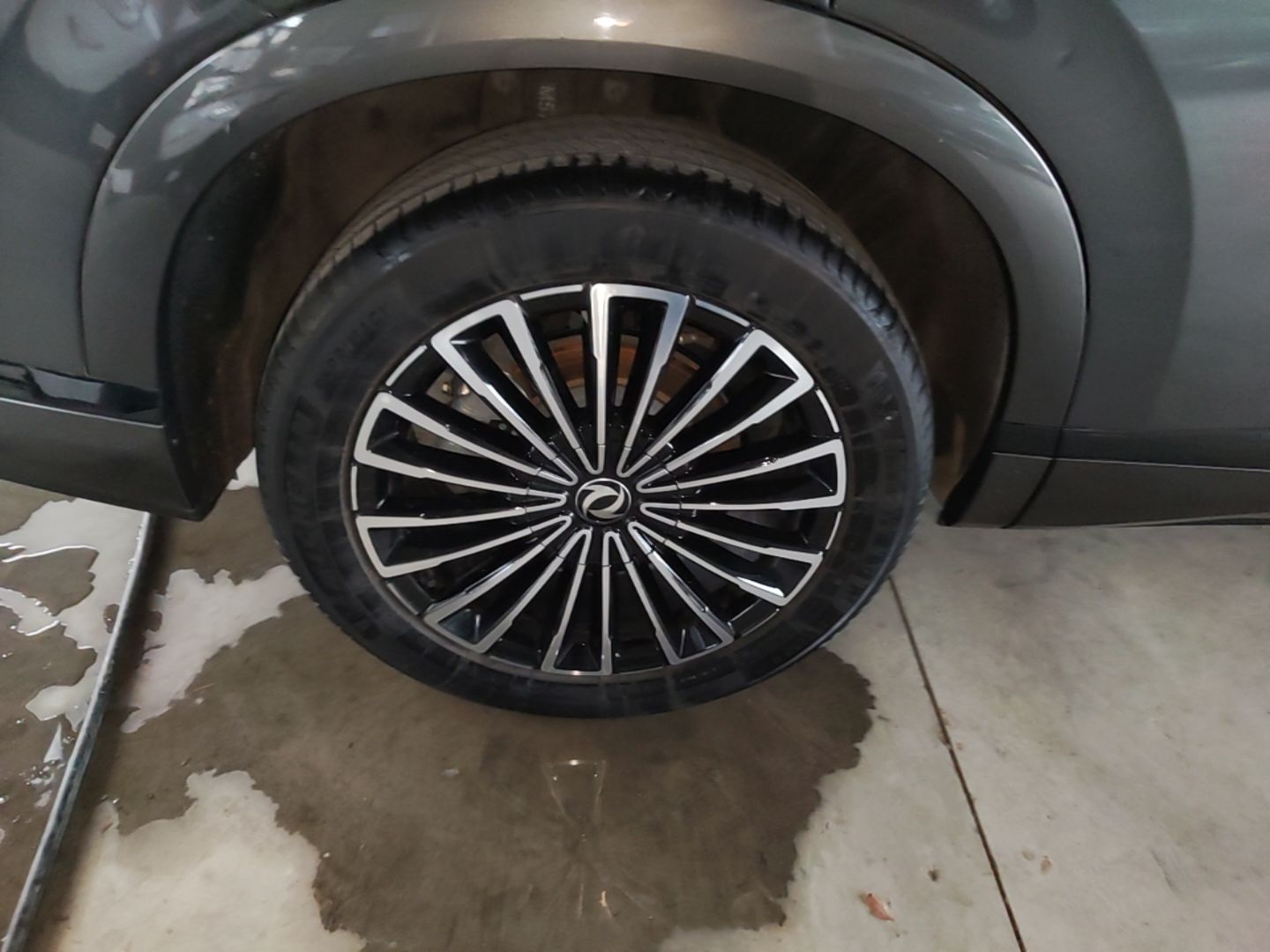 Dongfeng Aeolus L8 2025 Model 185KM Dream Edition — снимка 11