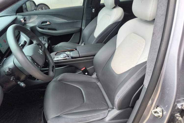 Used ARCFOX Alpha S 2021 708S+ 160kW Left Front Seat