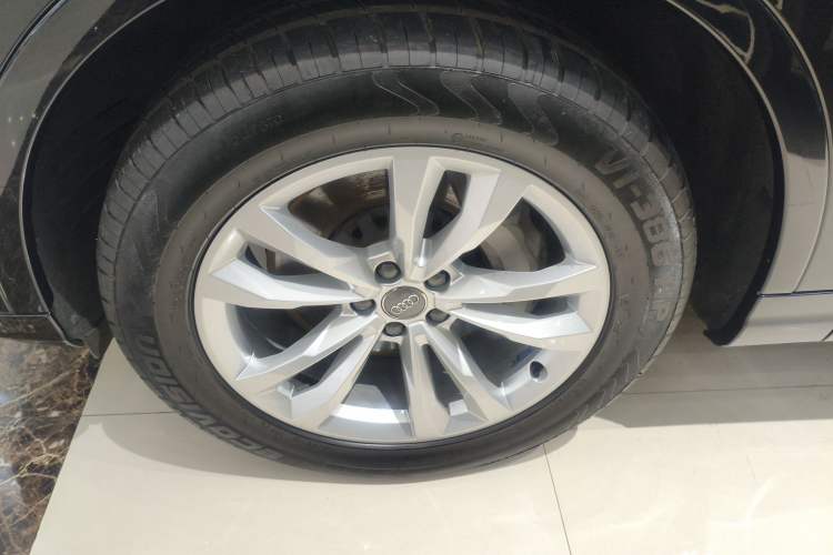 Used Audi Q7 2019 55 TFSI Technology Edition