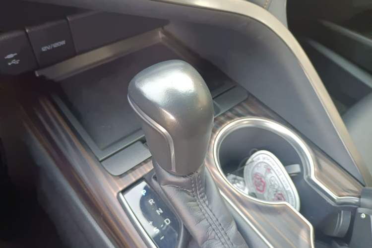 Used Toyota Camry 2018 2.5G Luxury Edition
