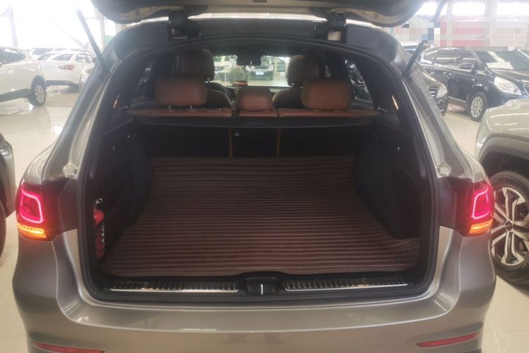 Used Mercedes-Benz GLC 2020 Facelift GLC 300 L 4MATIC Dynamic Edition
