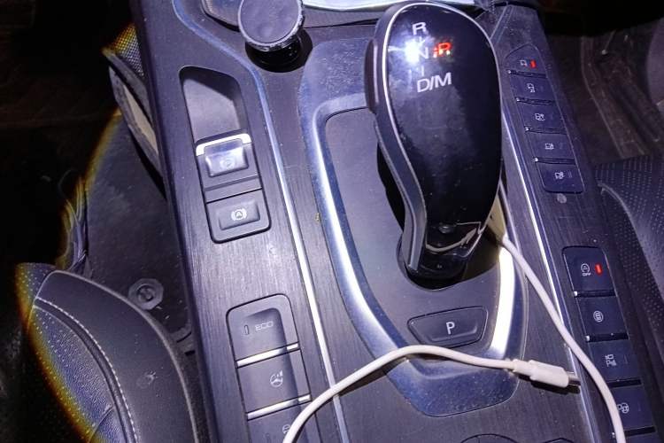 Used Wey VV6 2018 2.0T Four-Wheel Drive Flagship Version China V Standard
