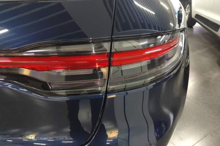 Used Porsche Macan 2021 Macan 2.0T
