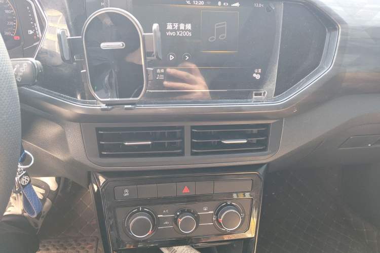 Used Volkswagen Tacqua 2020 1.5L Automatic Yue Audio And AC Panel