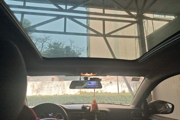 Used Citroen C3-XR 2015 1.6L Manual Pioneer Model