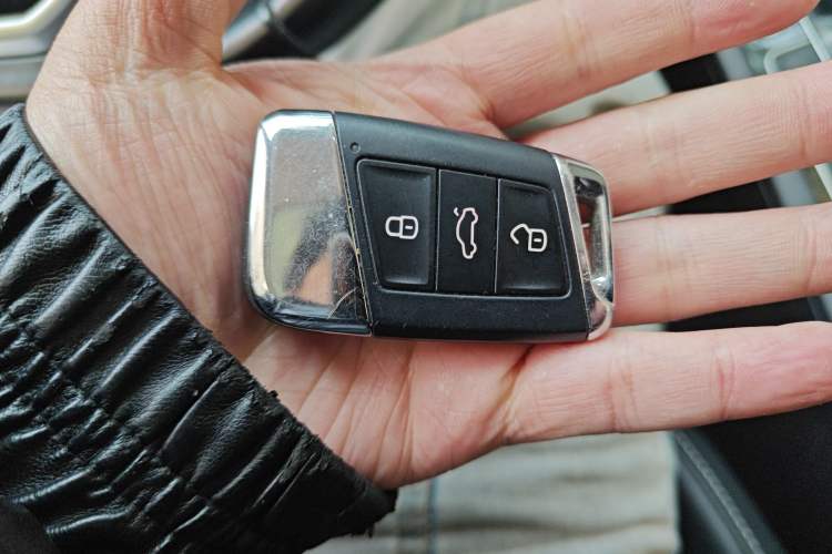 Used Volkswagen Magotan 2021 330TSI DSG 30th Anniversary Edition Vehicle Key