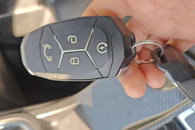 Used Lynk & Co 01 2017 2.0T Two-Wheel Drive Pro Edition
