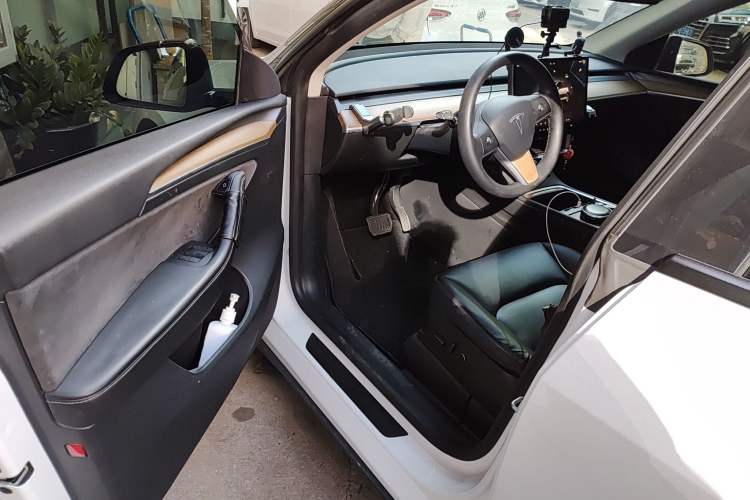 Used Tesla Model Y 2022 Rear-Wheel-Drive Version