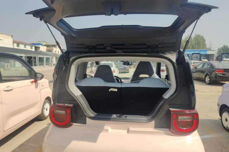 Used Chery QQ Ice Cream 2024 120km Milkshake
