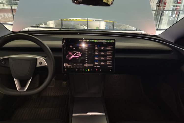 Used Tesla Model 3 2023 Rear-Wheel-Drive Version